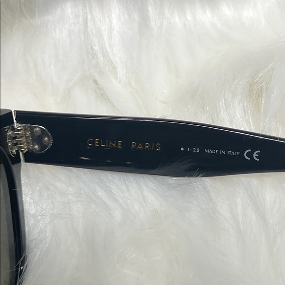 Celine Elegant Black Sunglasses - Picture 5 of 9